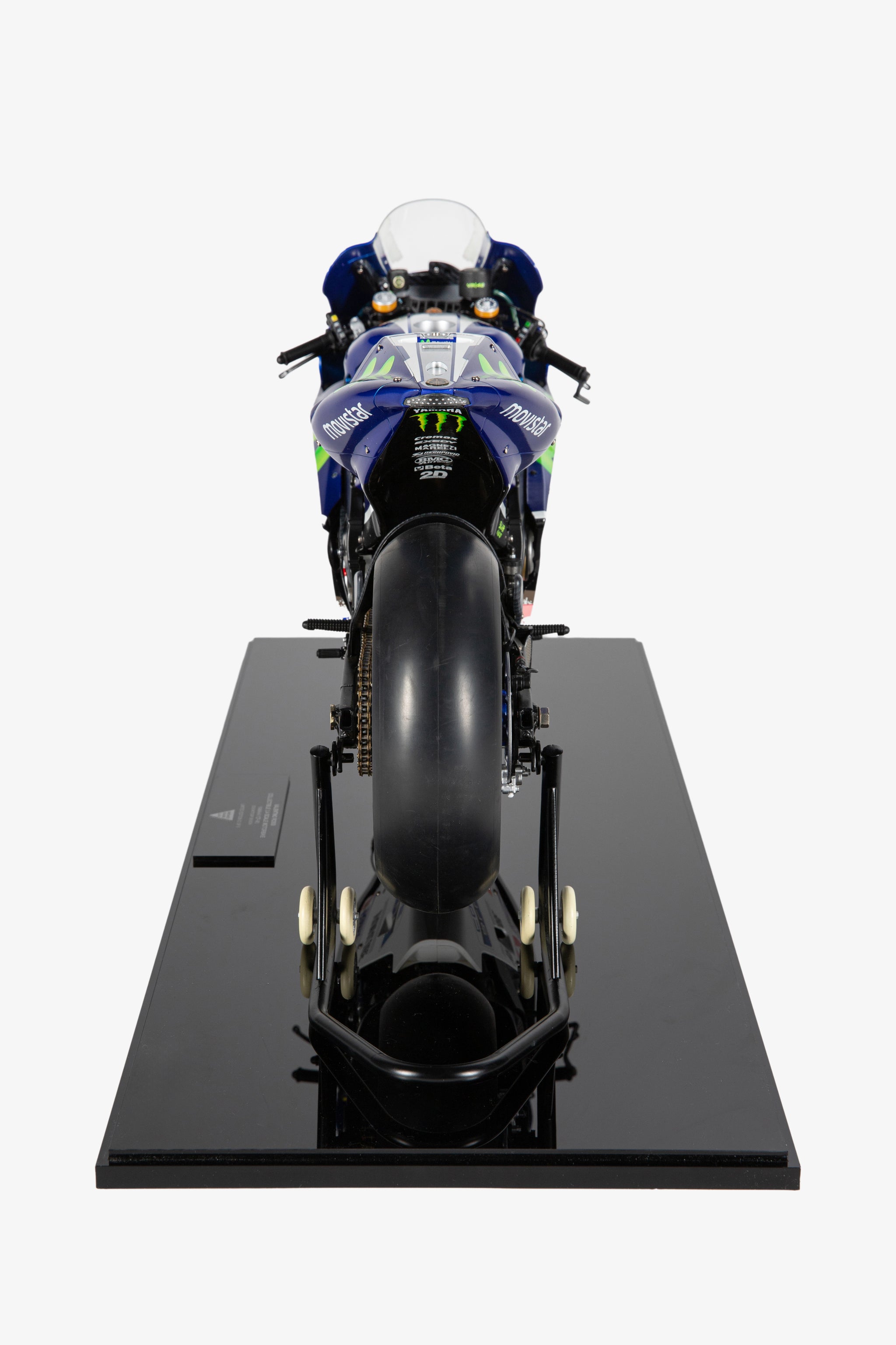 Yamaha YZR-M1 MotoGP 2016 1:4 - Memorabilia Collectibles Valentino Ros